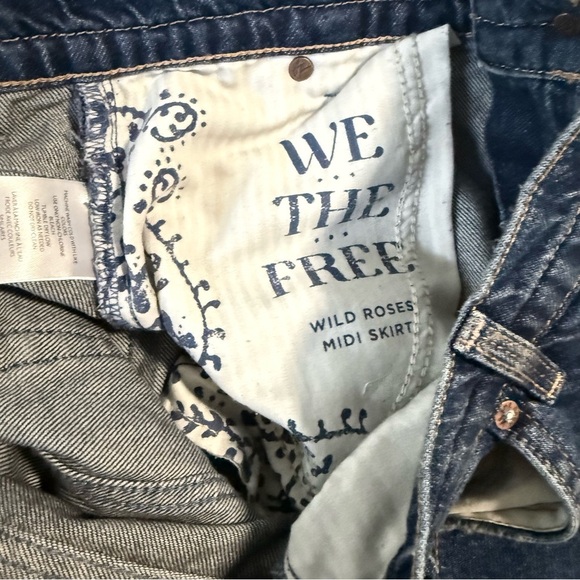 Free People We The Free Wild Roses Midi Skirt Size 28 Dark Blue - Picture 12 of 12